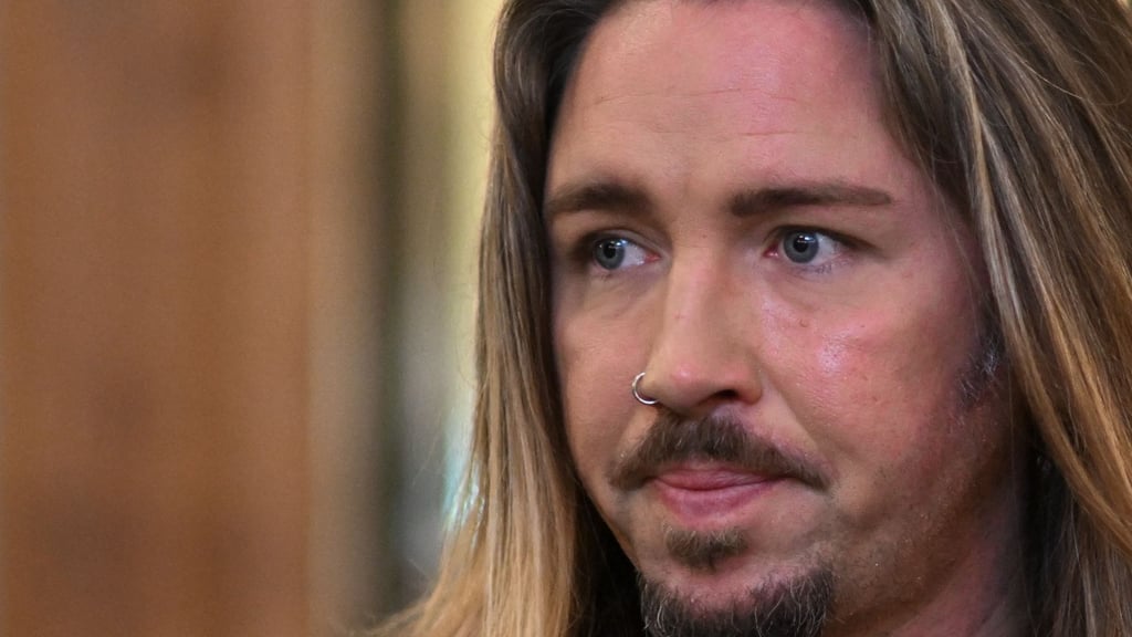 Gil Ofarim zog sich nach dem „Davidstern-Skandal“ aus der Öffentlichkeit zurück, jetzt ist er auf RTL zurück. (Archivbild)