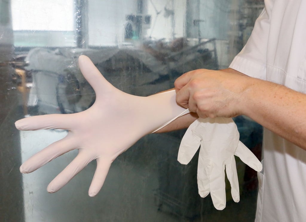 Betriebe, die Pflege-Azubis in Nicht-EU-Staaten anwerben und in Thüringen ausbilden, können vom Land mit einem Zuschuss je Ausbildungsplatz unterstützt werden.(Symbolbild)