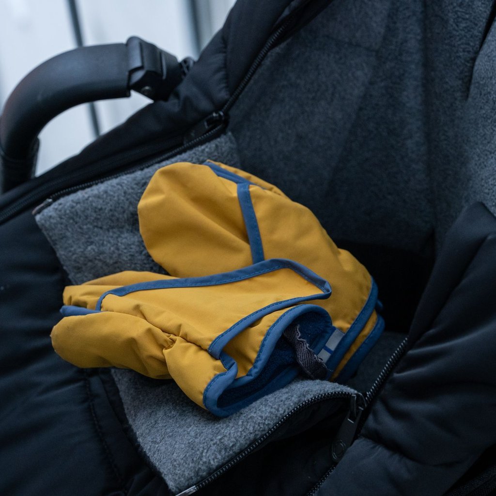 Bei Minusgraden sind warme Hände wichtig, doch viele Kinder mögen Handschuhe nicht besonders gern.