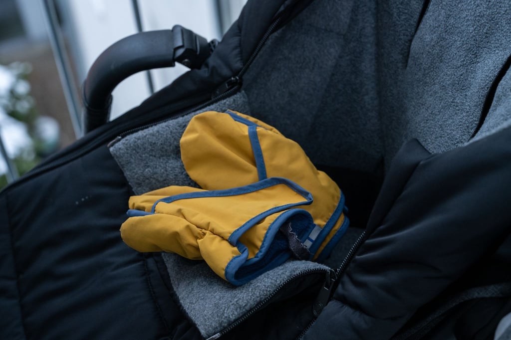 Bei Minusgraden sind warme Hände wichtig, doch viele Kinder mögen Handschuhe nicht besonders gern.