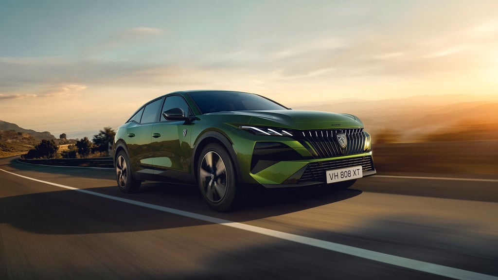 Franzose mit Facelift: Peugeot hat seine 408-Baureihe überarbeitet.