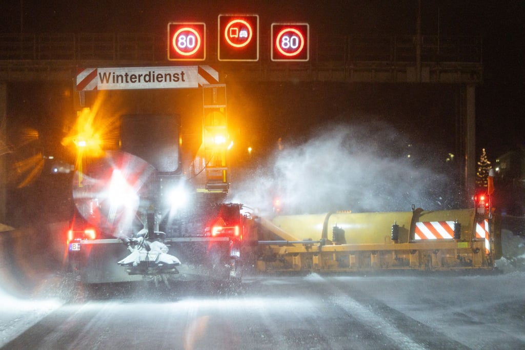 16 Unfälle auf Thüringens Autobahnen bei Schnee.