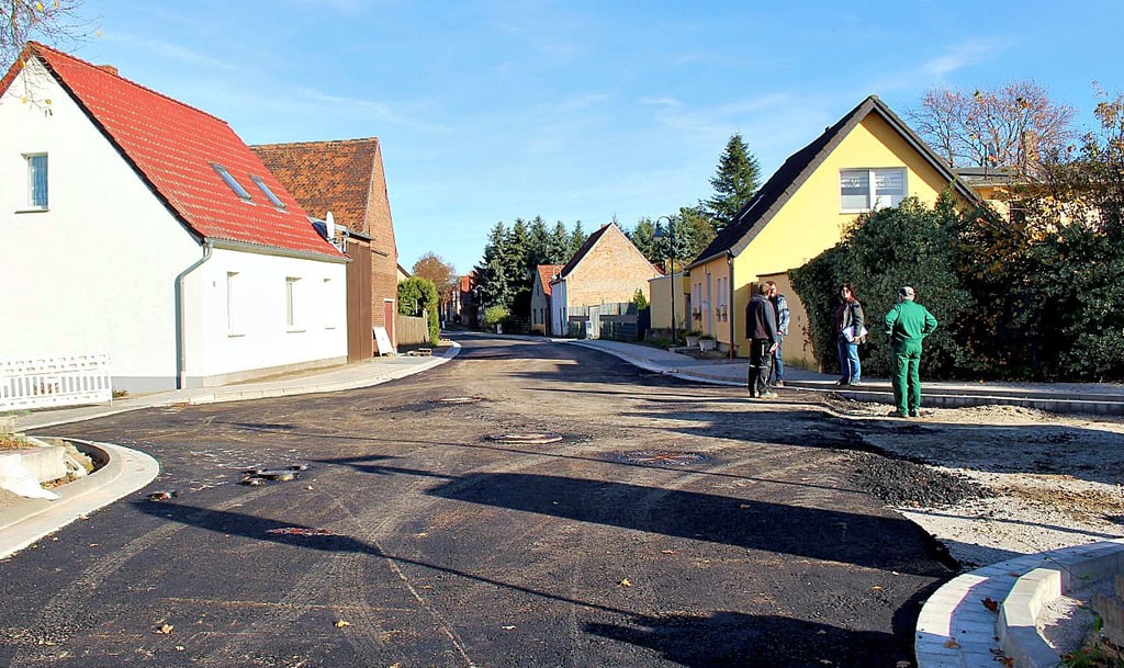 Die Kreuzung in Bornum wurde im vergangenen Jahr fertiggestellt. Nun ist der Straßenbau in Richtung Mühlsdorf in Gange.
