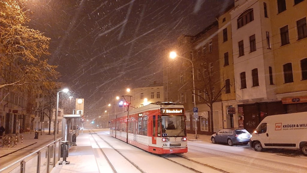 Das Reileck am Freitagmorgen: Im Laufe des gestrigen Tages musste die Havag den Fahrplan dann außer Kraft setzen. So war es auch am Samstagmorgen. 