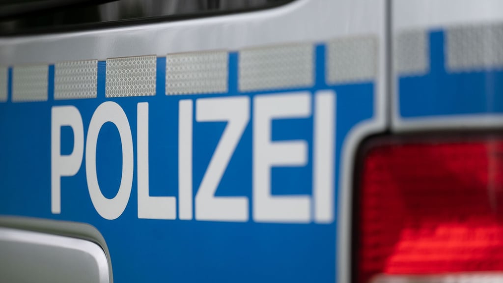 Ein 30-jähriger Exhibitionist hat sich in Wittenberg vor zwei Frauen entblöst.