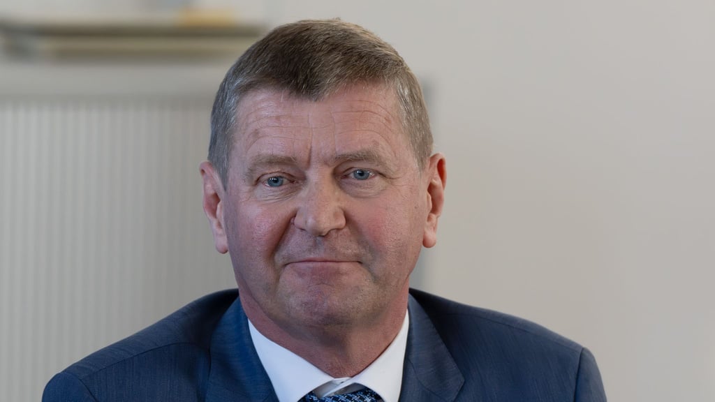 Im Landkreis Oberspreewald-Lausitz wird der Nachfolger von Landrat Siegurd Heinze bestimmt (Archivbild).