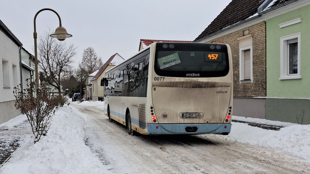 Die Schulbusse fuhren am 12. Januar in Zerbst soweit planmäßig, dennoch fand am Gymnasium und der Sekundarschule kein Präsenzunterricht statt.