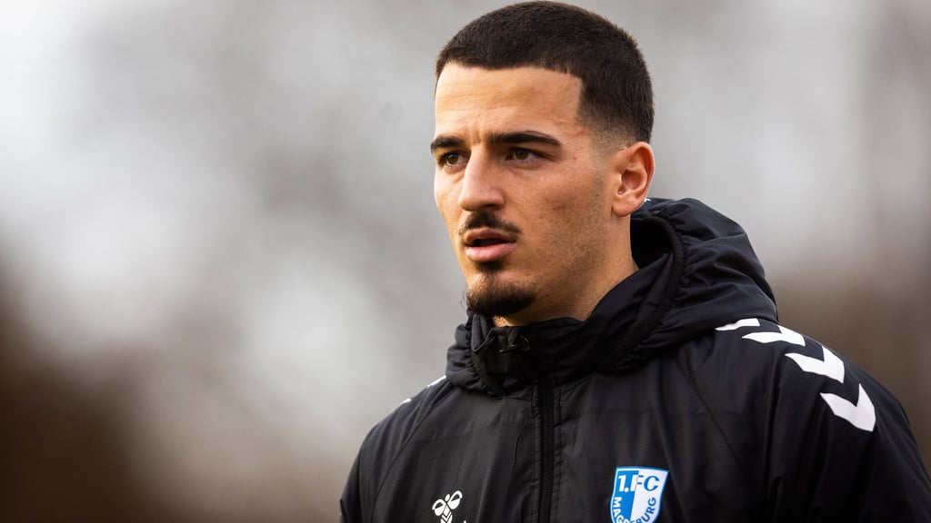 Andi Hoti hat beim 1. FC Magdeburg keine Perspektive mehr. Geht er schon bald zu Dynamo Dresden?