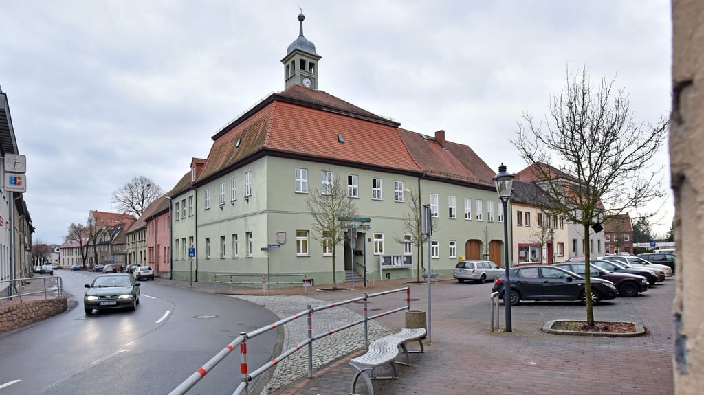 Im Rathaus in Jeßnitz können die Unterlagen zur Wärmeplanung eingesehen werden.