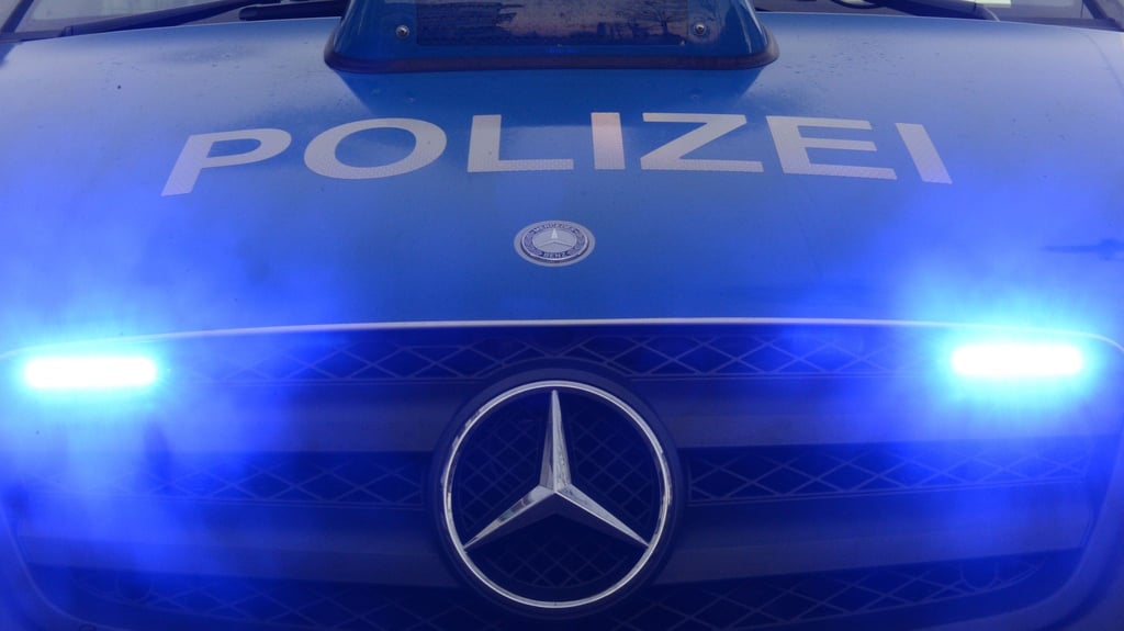Ein Mann aus Halle hatte den medizinischen Notruf gewählt. Was dann passierte, ist für ihn immer noch unfassbar. Denn statt eines Arztes stand plötzlich die Polizei vor der Tür.&nbsp;