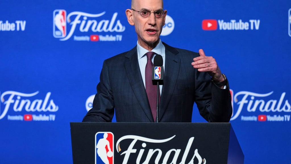 NBA-Boss Adam Silver drängt mit seiner Liga nach Europa.