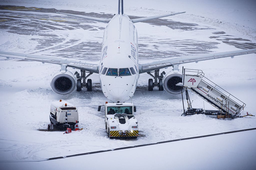 Die Airports Hannover und Bremen bleiben trotz winterlicher Bedingungen offen.