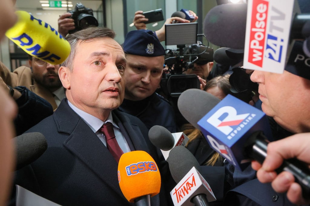 Polens früherer Justizminister Zbigniew Ziobro, den die Staatsanwaltschaft festnehmen will. (Archivbild)