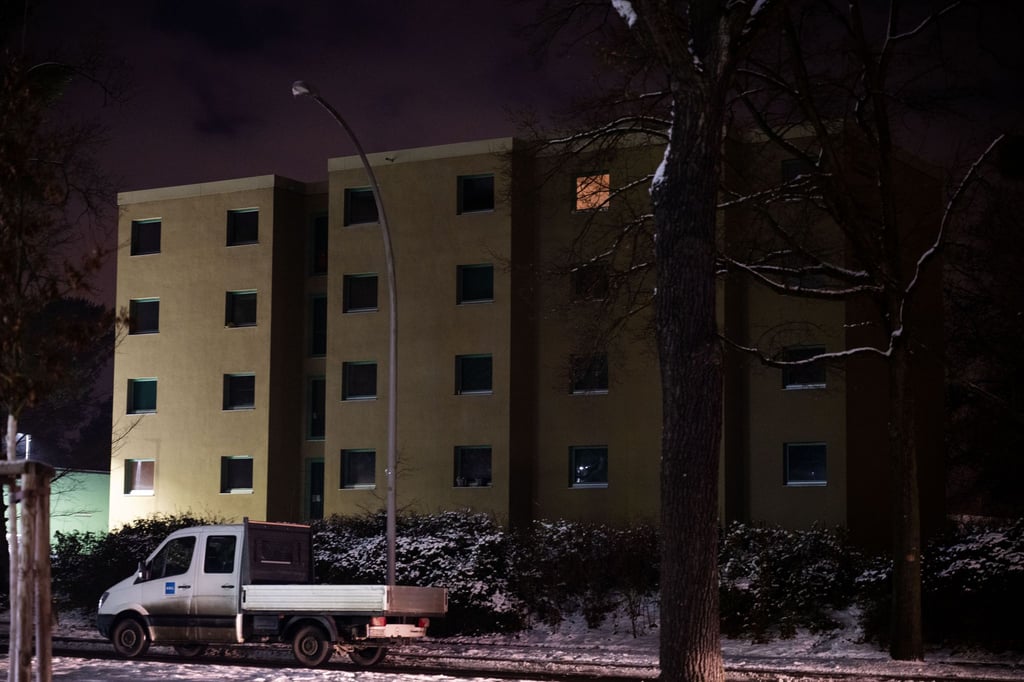 Im Berliner Südwesten war es nach einem Brandanschlag auf eine Kabelbrücke zu einem großflächigen Stromausfall gekommen. (Archivfoto)