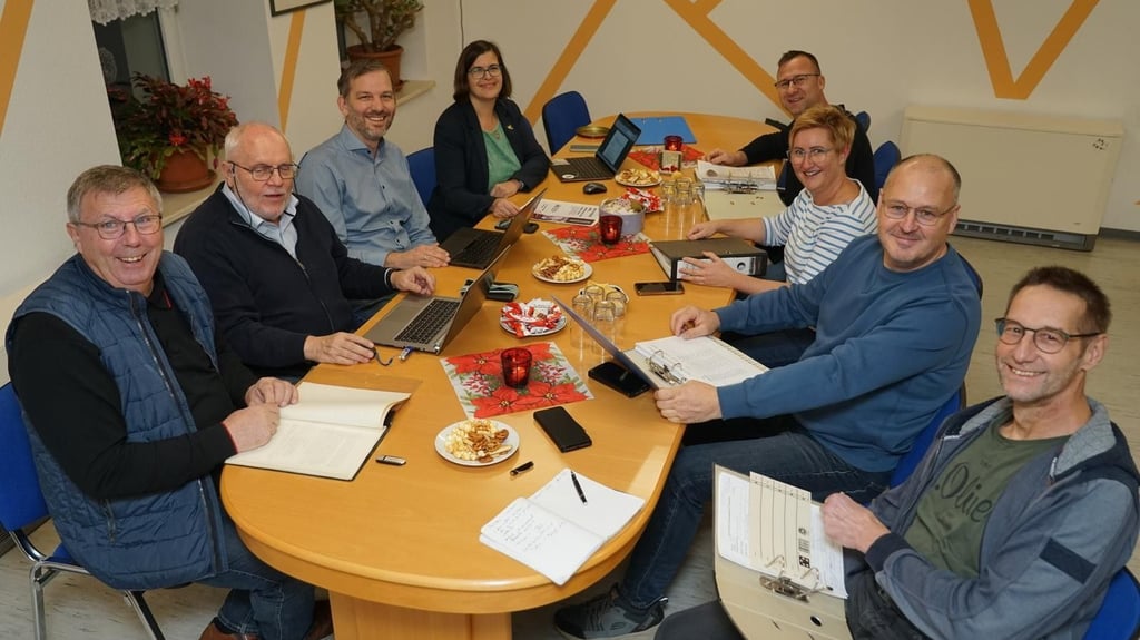 Das neue Chronik-Team will Wettelrodes Dorfgeschichte für die Nachwelt erhalten.