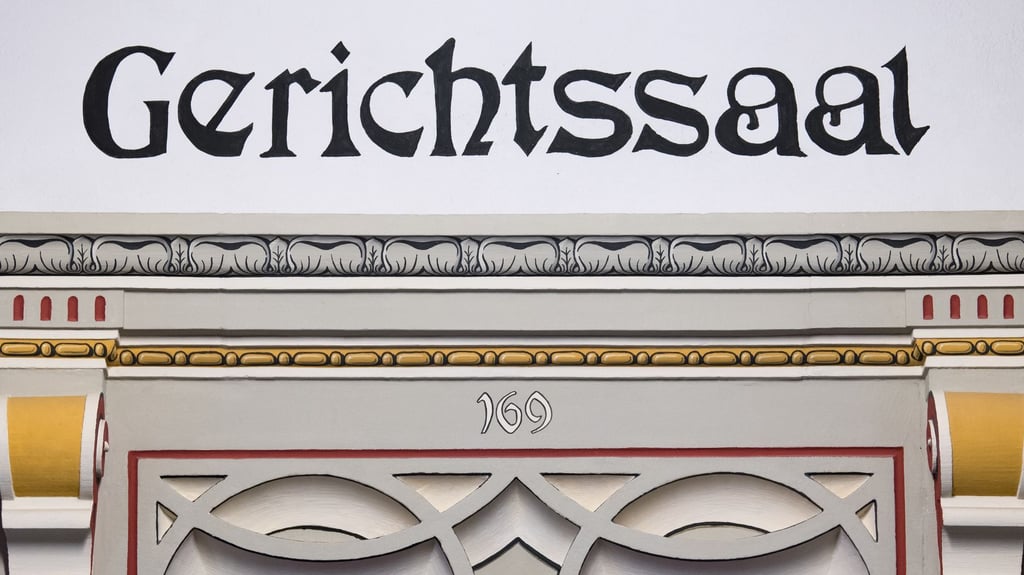 Vor dem Landgericht in Halle wird ein mutmaßlicher Mord in Weißenfels verhandelt. (Symbolbild)