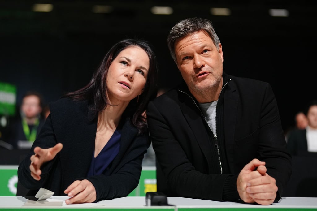 Annalena Baerbock und Robert Habeck werden in dem Gedicht aufs Korn genommen. (Archivbild)