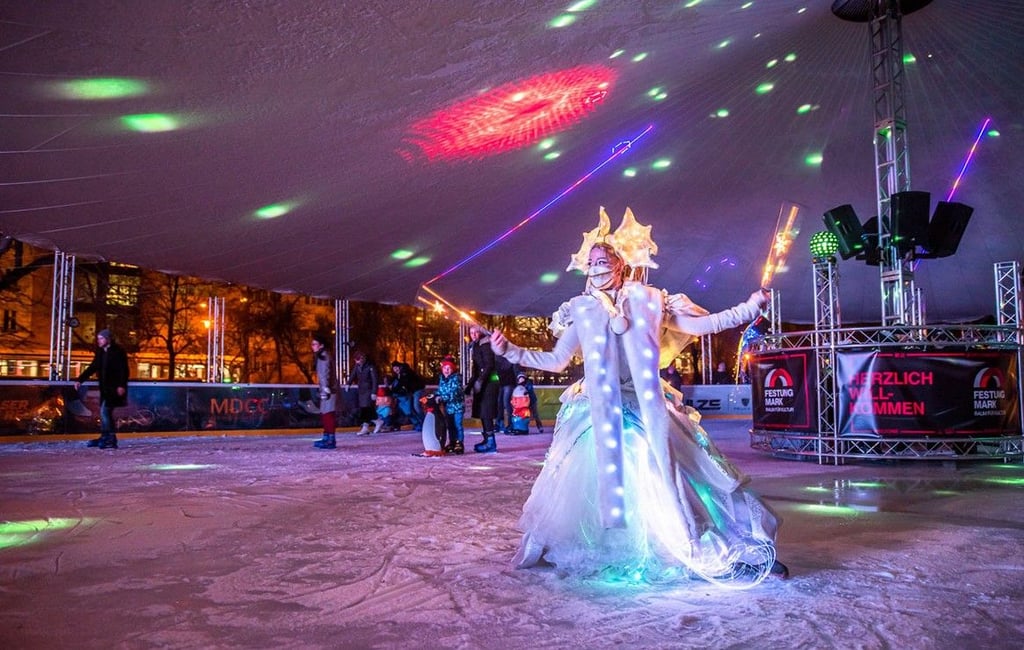 Tolle Ferienaktionen auf dem Eis gibt es in den Winterferien in der Festung Mark in Magdeburg.