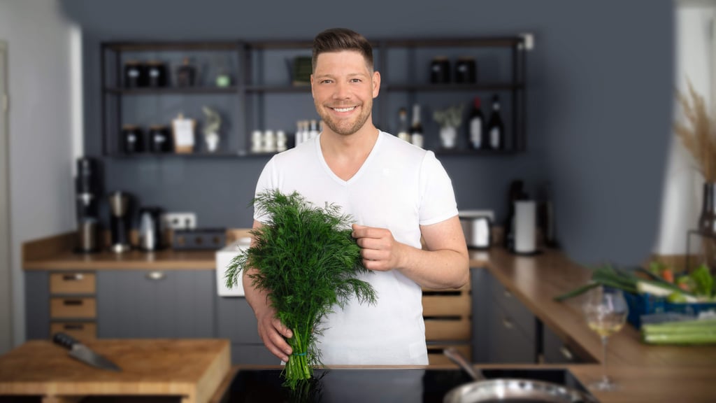 Robin Pietsch betreibt zwei Sterne-Restaurants in Wernigerode und ist regelmäßig in mehreren TV-Formaten zu sehen.