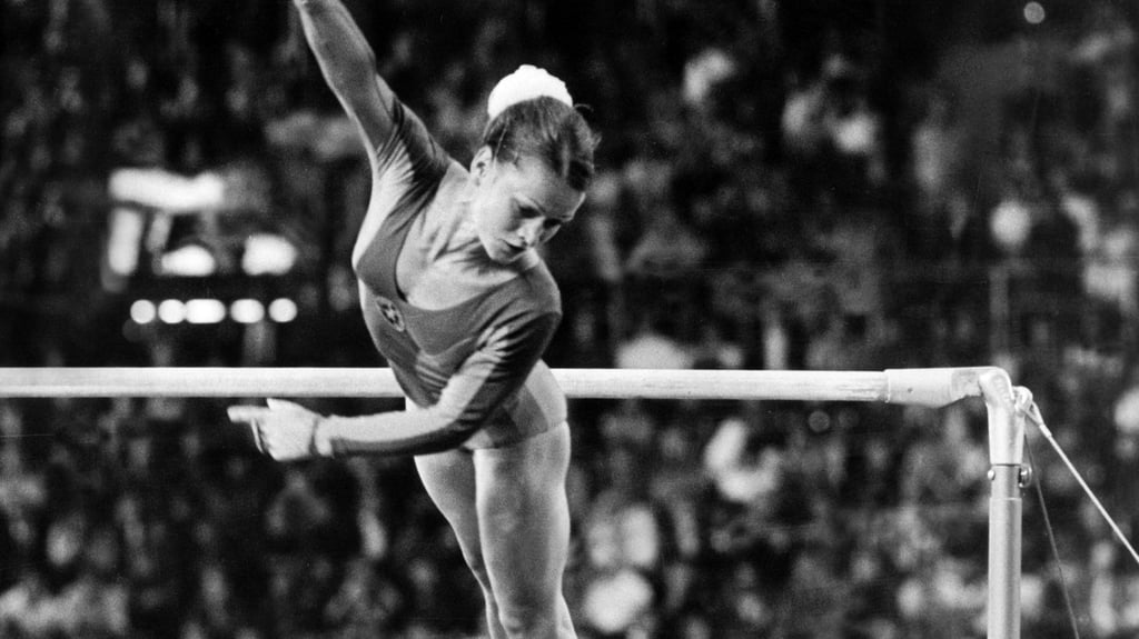 Karin Büttner-Janz war nicht nur Ärztin, sondern auch eine herausragende Sportlerin, die als Turnerin mehrere Olympiamedaillen für die DDR gewann.