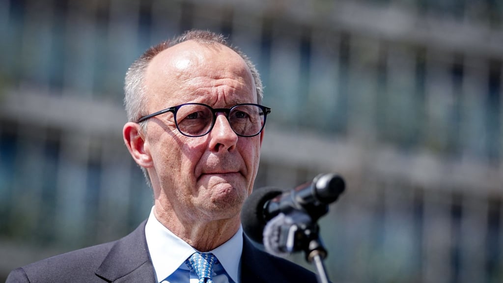 Kanzler Merz äußert sich in Indien mit deutlichen Worten zur Lage im Iran.