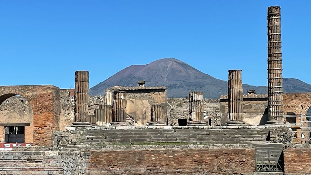 Bergauf ging es mit der Wasserqualität in den Bädern der antiken Stadt am Fuße des Vesuvs erst, nachdem die Römer ein Aquädukt gebaut hatten. (Archivfoto)