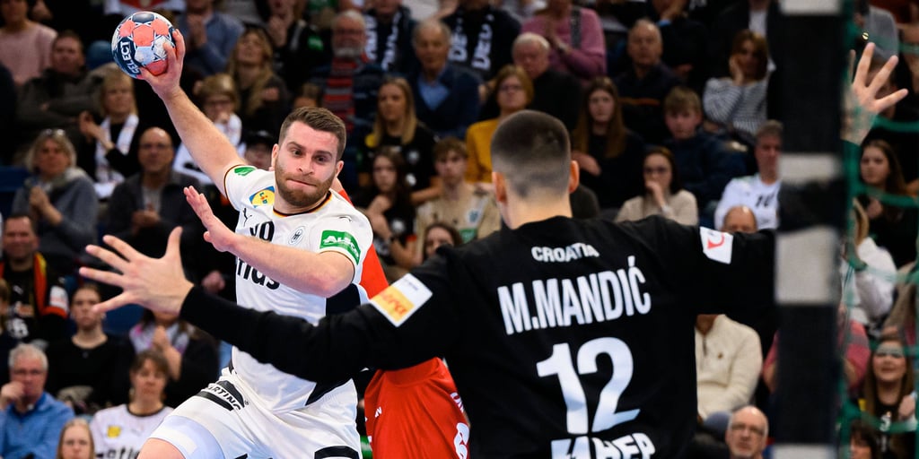 Lukas Mertens erzielte in den Testspielen gegen Kroatien mit seinem SCM-Kollegen Matej Mandic sieben Tore.