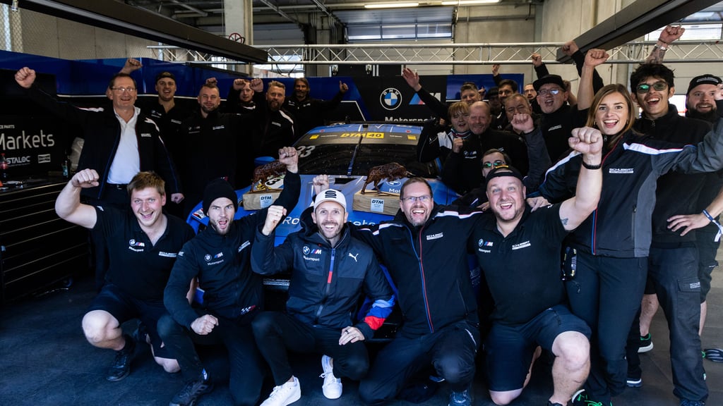 Die Schubert Motors Unternehmensgruppe hat auch eine Rennteam.