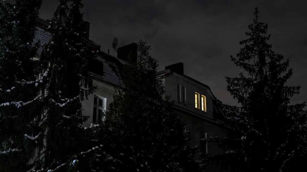 Der Bundestag debattiert am Mittwoch über Konsequenzen aus dem Berliner Stromausfall. (Archivbild)