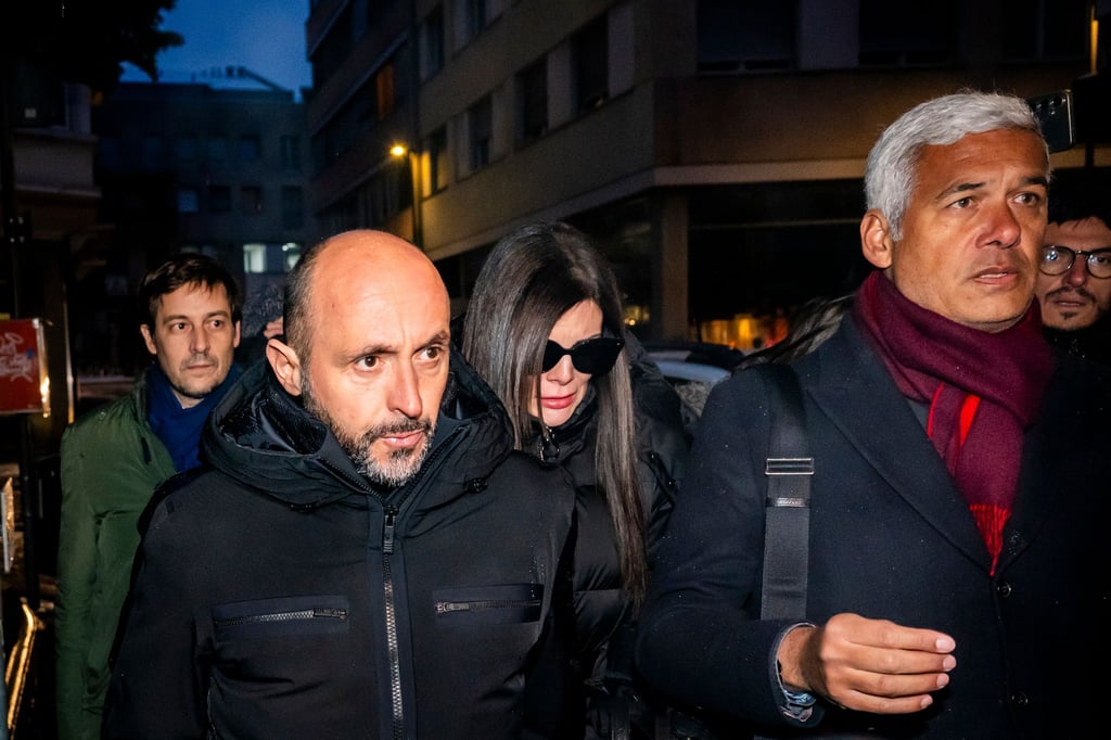 Gericht verhängt auch gegen Jessica Moretti Sicherheitsmaßnahmen.