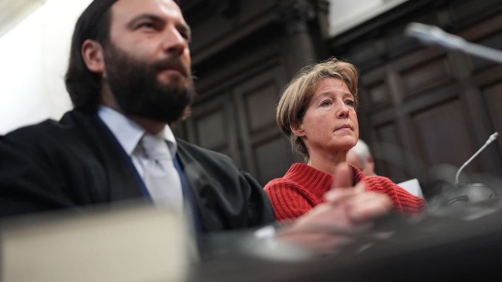 Eine mutmaßliche Entführerin hat bei der Staatsanwaltschaft ausgesagt.