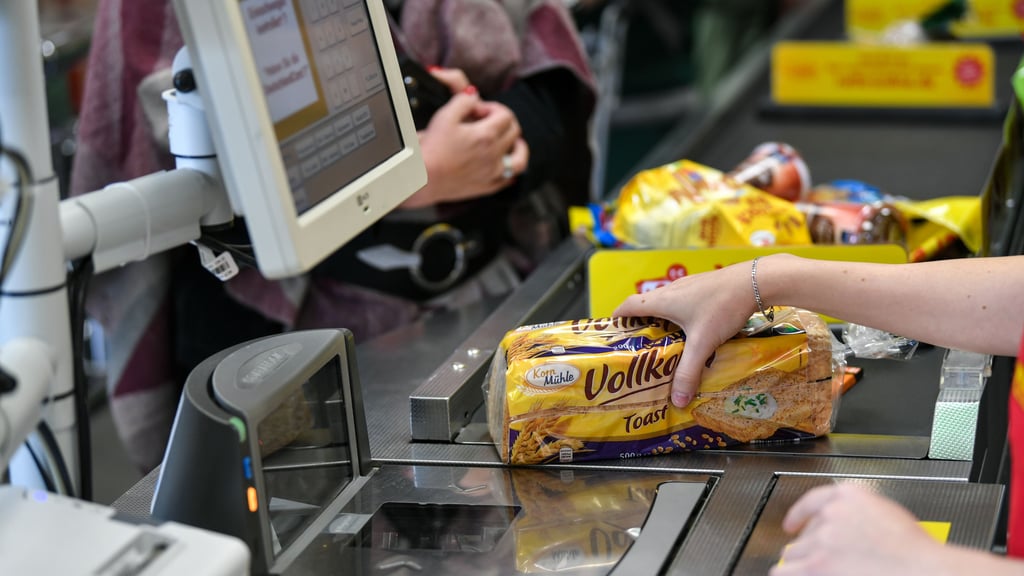 Netto plant einen Supermarkt am Muldestausee.