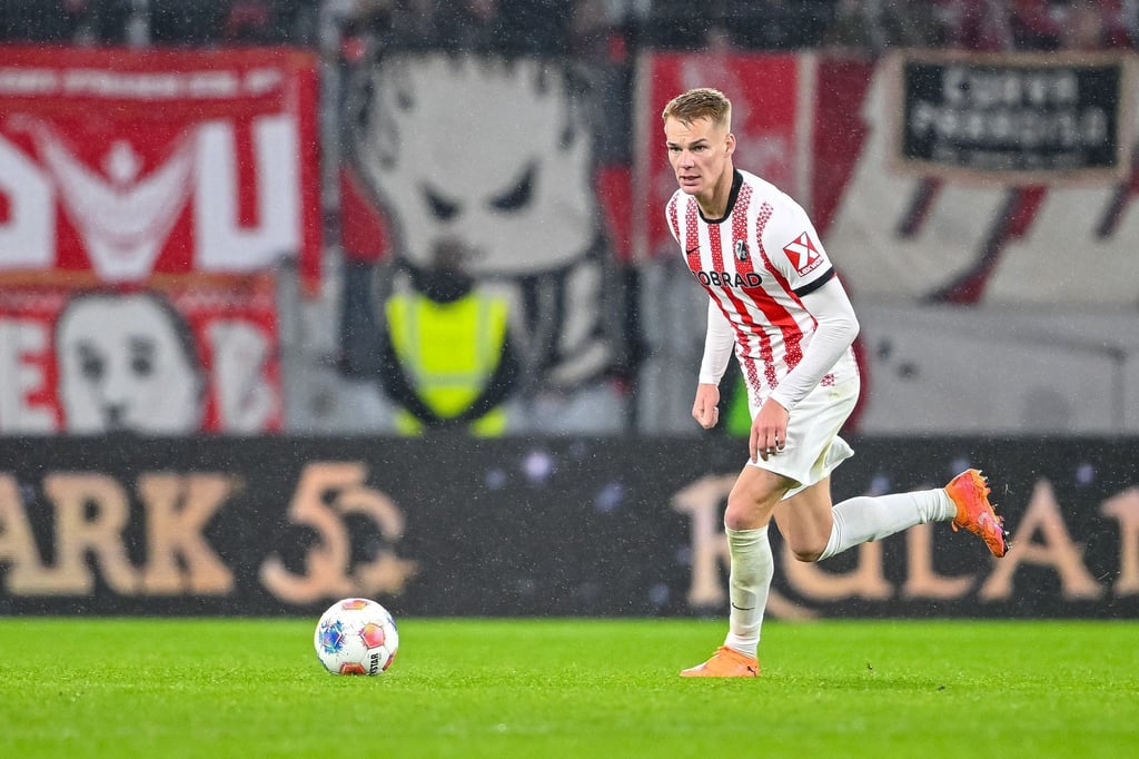 Freiburgs Verteidiger Lienhart fällt wegen einer Bauchmuskelverletzung mehrere Wochen aus. (Archivbild)