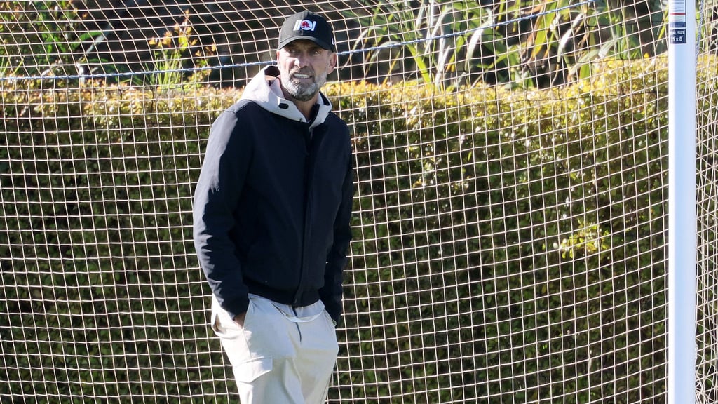 „Ich möchte verstehen, ich möchte verändern”: Jürgen Klopp im RB-Trainingslager in Almancil.