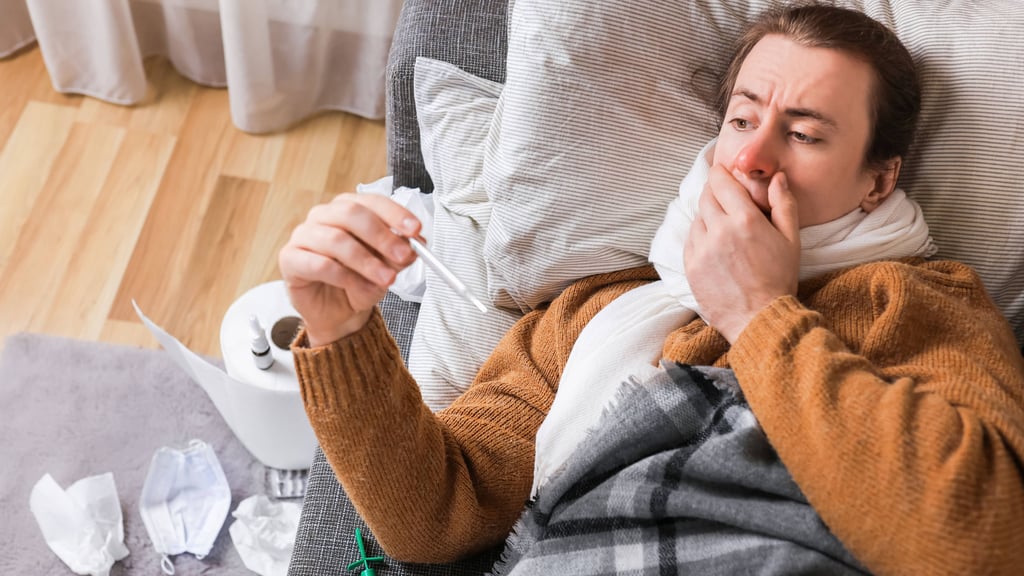 Die Grippewelle in Deutschland hat wieder begonnen: Husten, Schnupfen und Fieber sind die häufigsten Symptome von Erkältung und Influenza, aber kann es auch Corona sein?