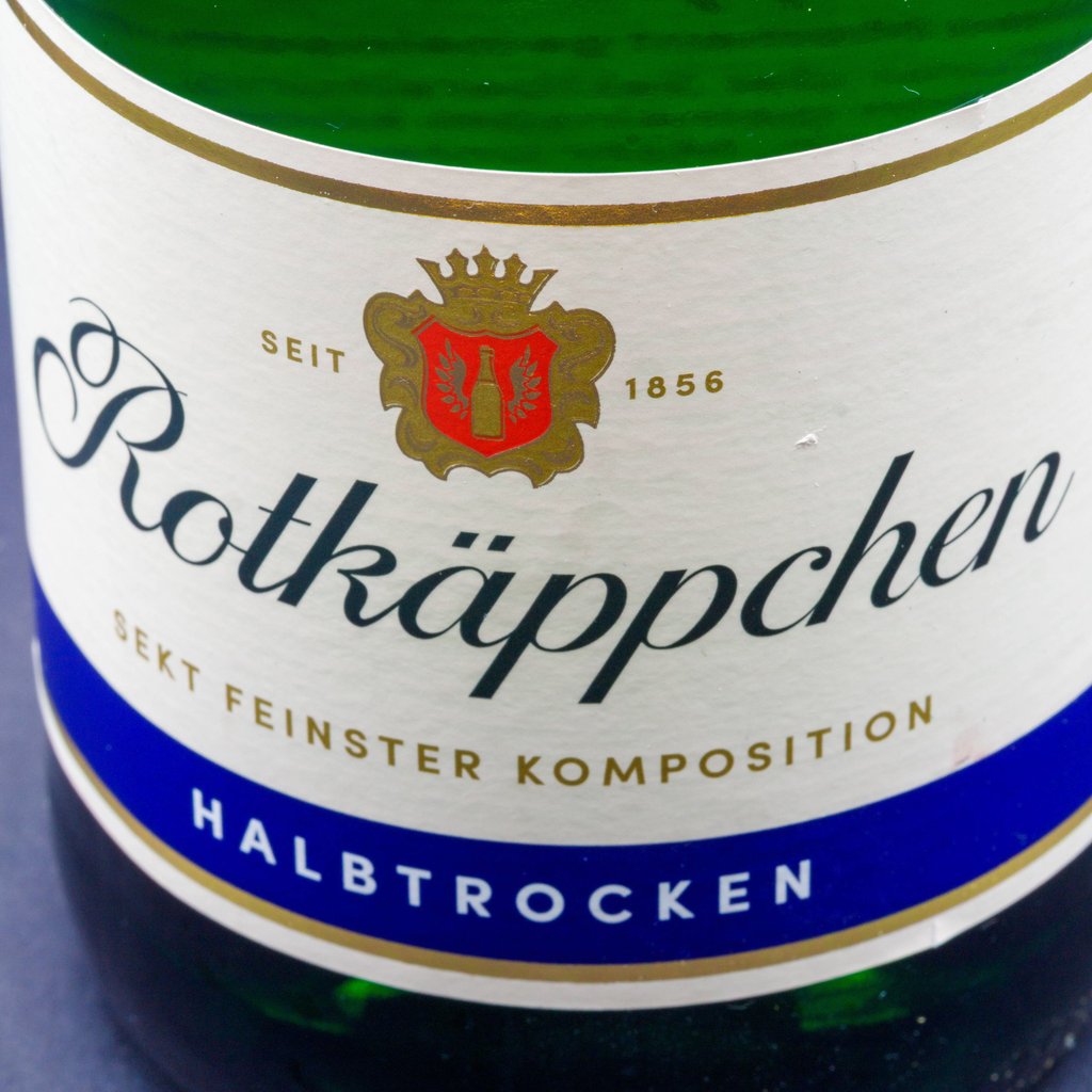 Sekt von Rotkäppchen ist ein Begleiter vieler Feiern und Festtage.
