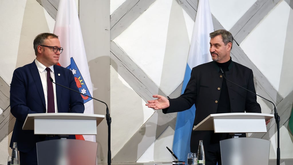 Thüringens Ministerpräsident Mario Voigt (CDU) kontert den Vorstoß seines bayrischen Amtskollegen. (Archivbild)