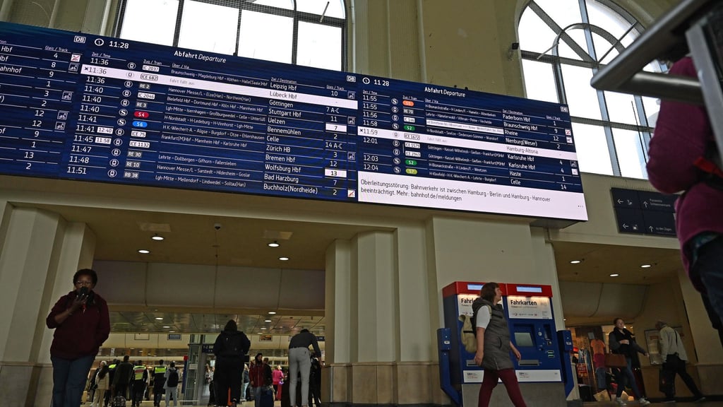 Der Bahnverkehr rund um Hannover war für kurze Zeit stark eingeschränkt. (Archivbild)