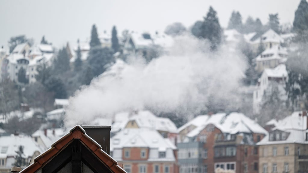 Gas, Öl oder Fernwärme – Heizen wird laut einer Prognose des Energiedienstleisters Techem teurer. Sachsen-Anhalt landet bei den Kostensteigerungen bundesweit auf Platz drei. (Symbolbild)