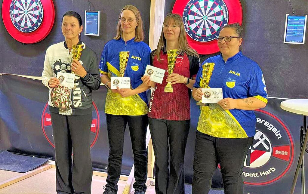 Anke Jost aus Elsdorf (im roten Trikot) ist Landesmeisterin geworden. 