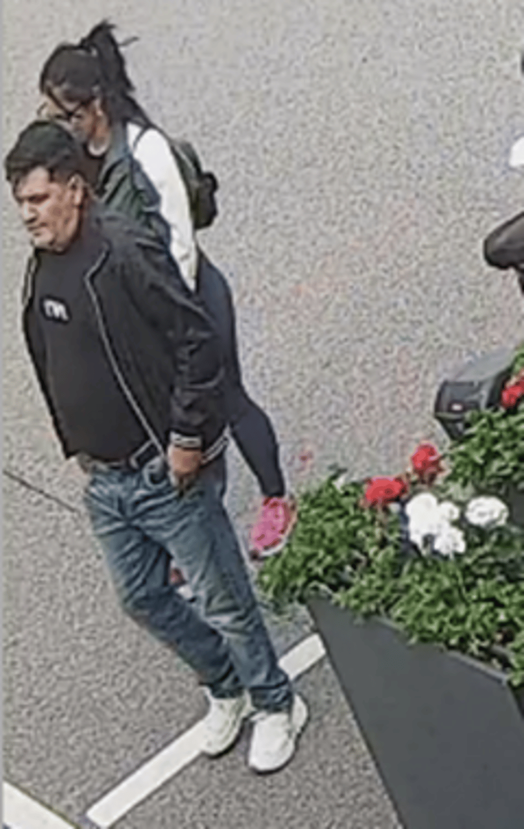 Der Diebstahl ereignete sich in einem Supermarkt in der Wittenberger Straße in Bitterfeld-Wolfen.