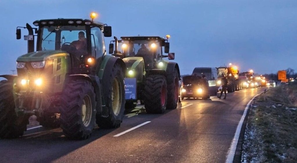 Im Januar 2024 fuhren zuletzt zahlreiche Traktoren zum Bauernprotest nach Halle. Damals richtete sich der Protest gegen die Sparpläne des Bundes.
