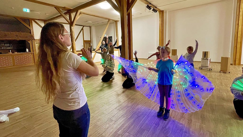 Wie im Jahr 2024 bereiten sich die Motzener Karnevalisten mit viel Ehrgeiz auf die  diesjährige Sitzung Mitte Februar vor.