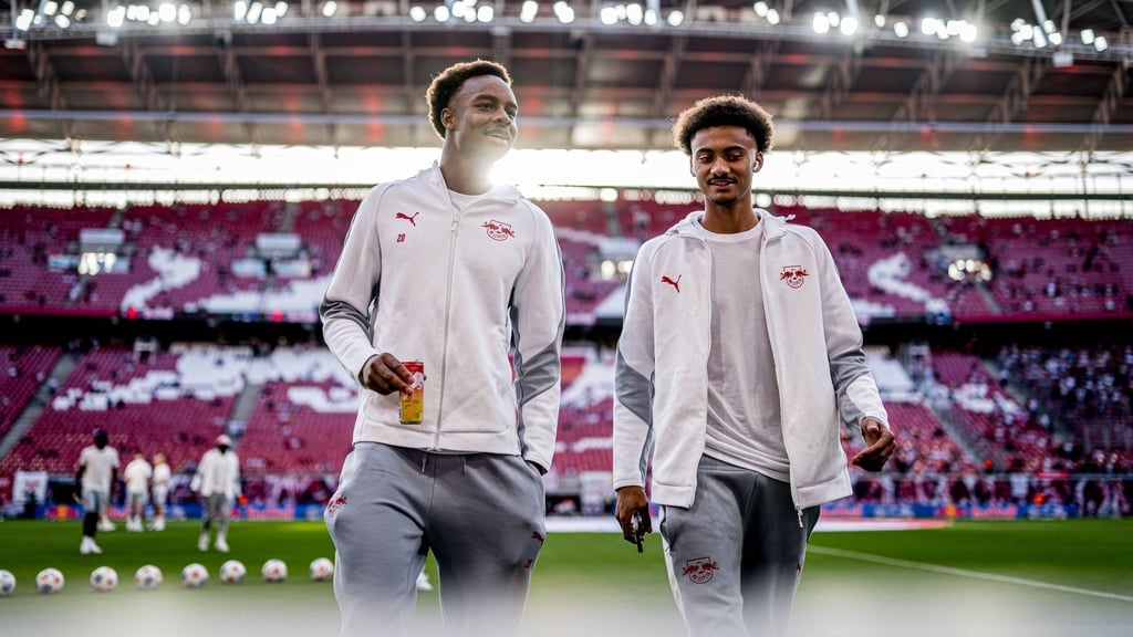 Das Teenager-Duo darf auf de Flügeln ran: Assan Ouédraogo und Tidiam Gomis.