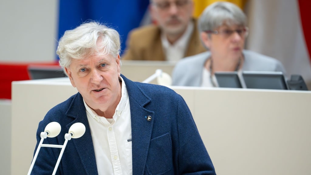 Drei frühere Brandenburger BSW-Landtagsabgeordnete - darunter André von Ossowski - wollen eine eigene Gruppe bilden (Archivbild).