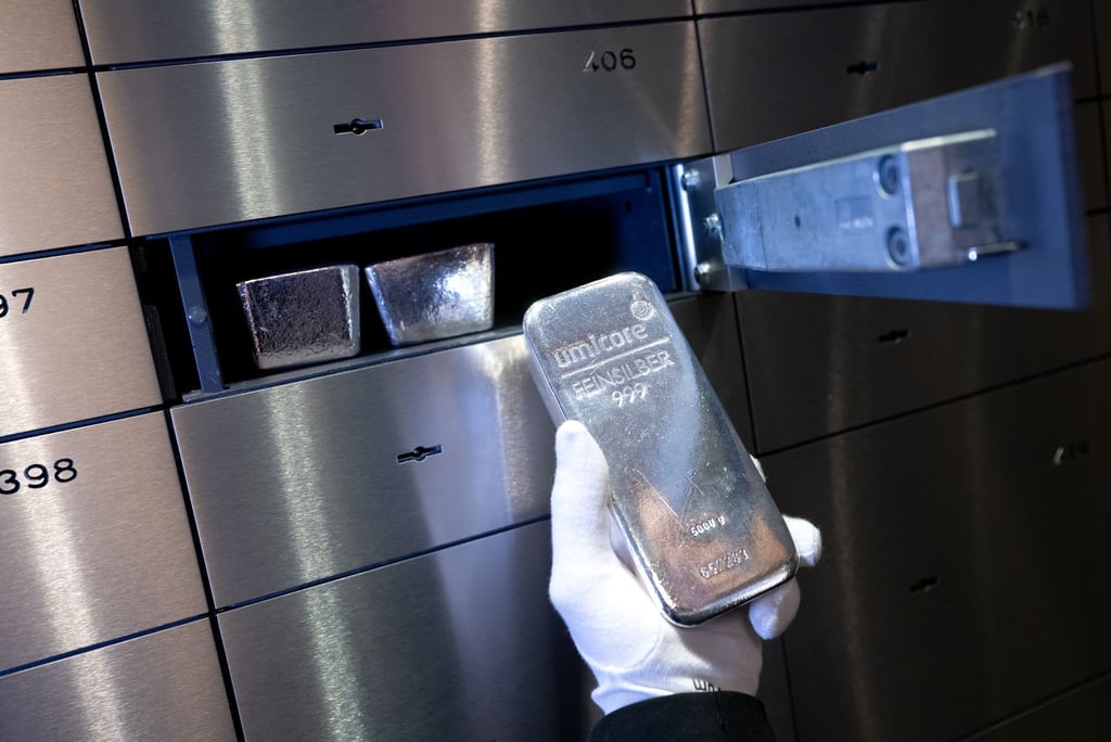 Edelmetalle gelten bei vielen Investoren als sichere Häfen in Zeiten politischer Unsicherheiten, Silber ist zudem ein wichtiges Industriemetall. (Symbolbild)