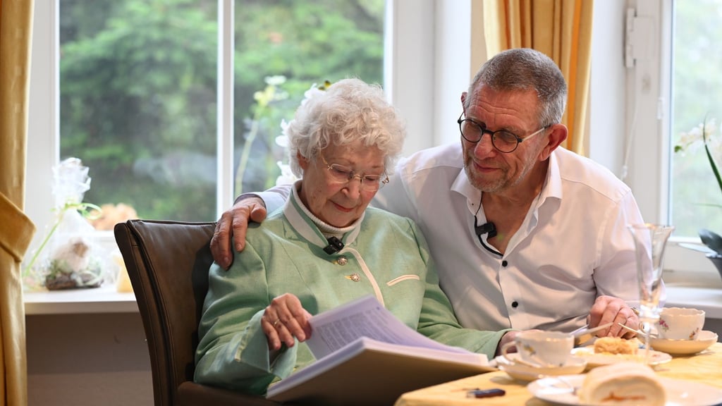Eine Partnerschaftsbörse hat Ellen (80) und Johan (78) van Dijk zusammengebracht.