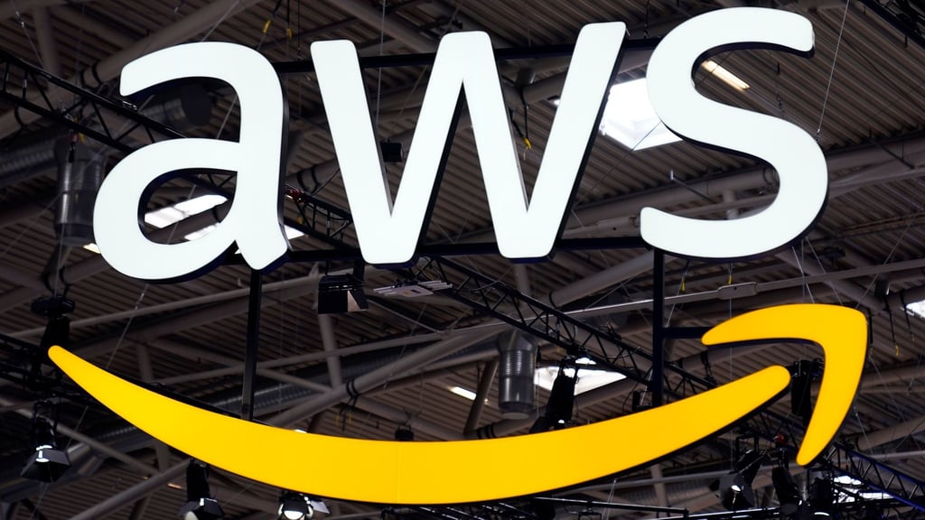 AWS hat eine neue, unabhängige Cloud für Europa in Betrieb genommen, die sich vollständig in der Europäischen Union befindet.