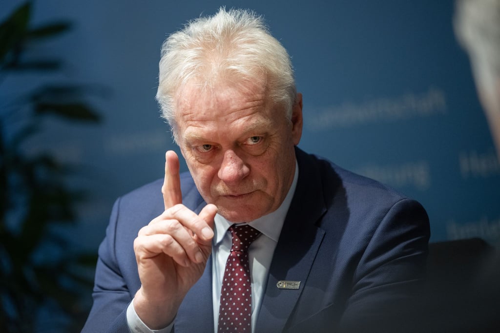 „Meine Verantwortung ist, dass im Krisenfall niemand hungern muss“, sagt Ernährungsminister Rainer.