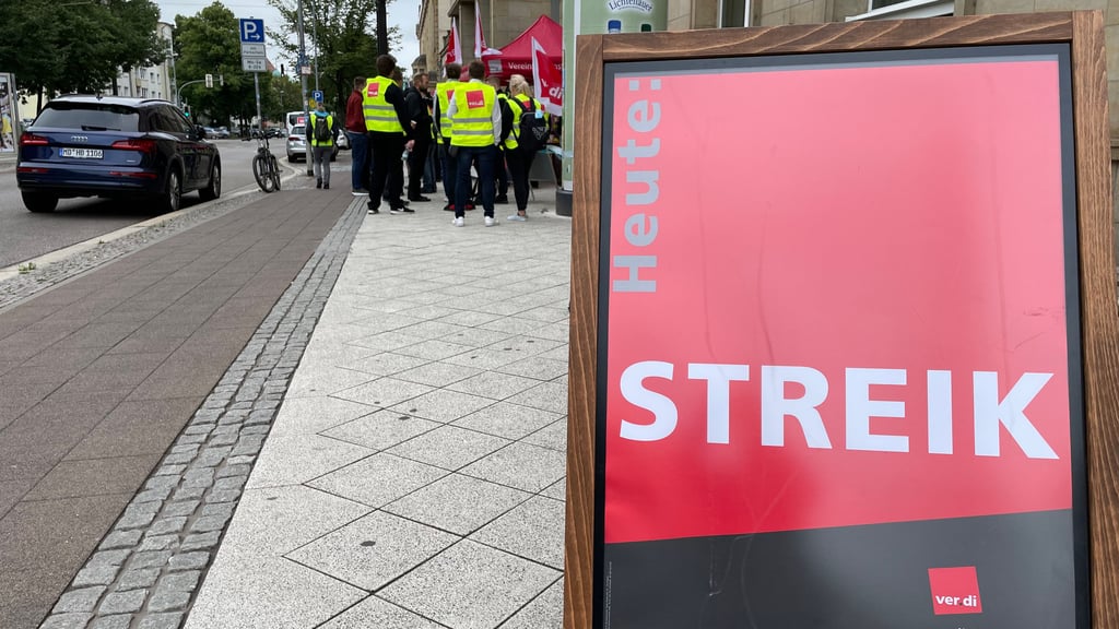 Die Gewerkschaft Verdi ruft die Beschäftigten der Magdeburger Verkehrsbetriebe (MVB) zu einem Warnstreik auf.